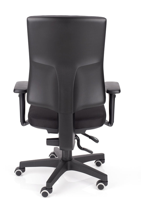 Kvalitetni otroški delovni stol orion v blagu črne barve z ergonomsko oblikovanim naslonom kateri je nastavljiv po višini in naklonu